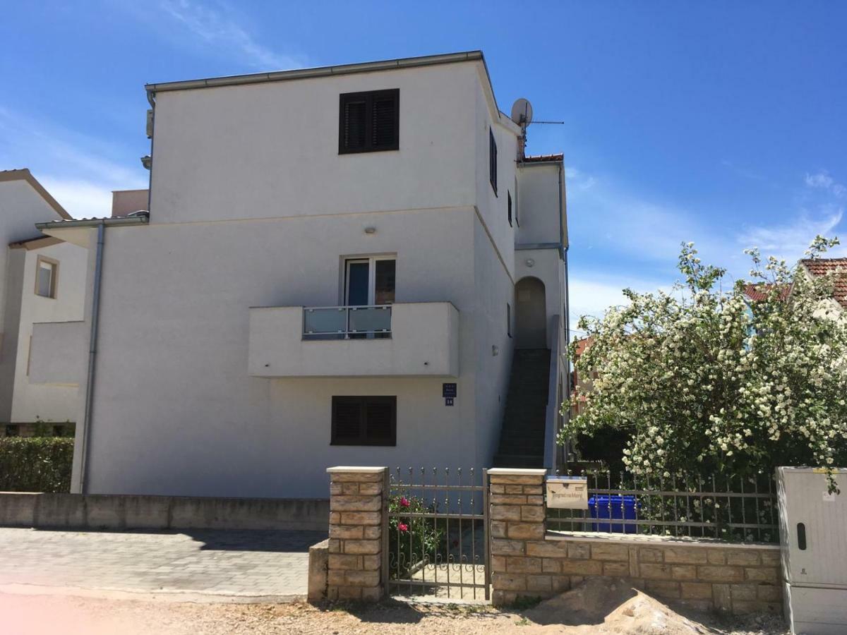 Apartment Urem Biograd Na Moru Εξωτερικό φωτογραφία