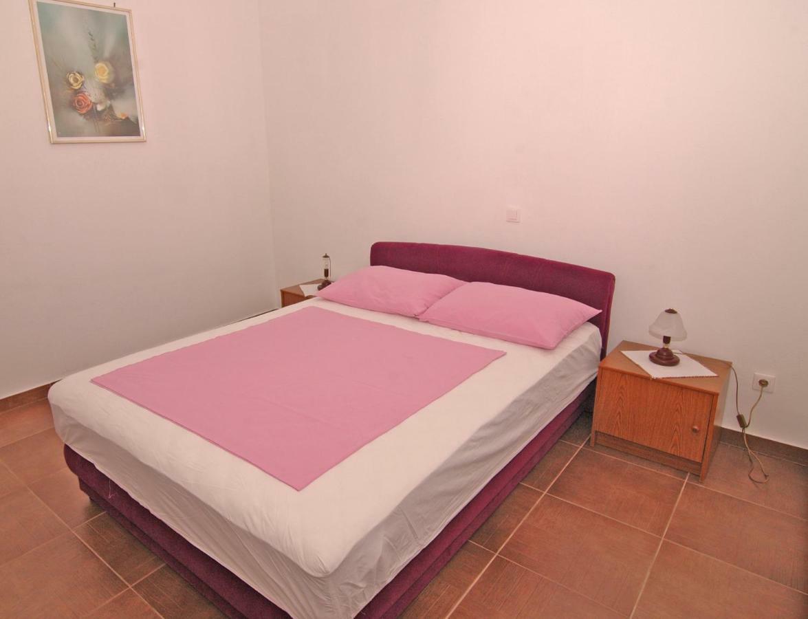 Apartment Urem Biograd Na Moru Εξωτερικό φωτογραφία