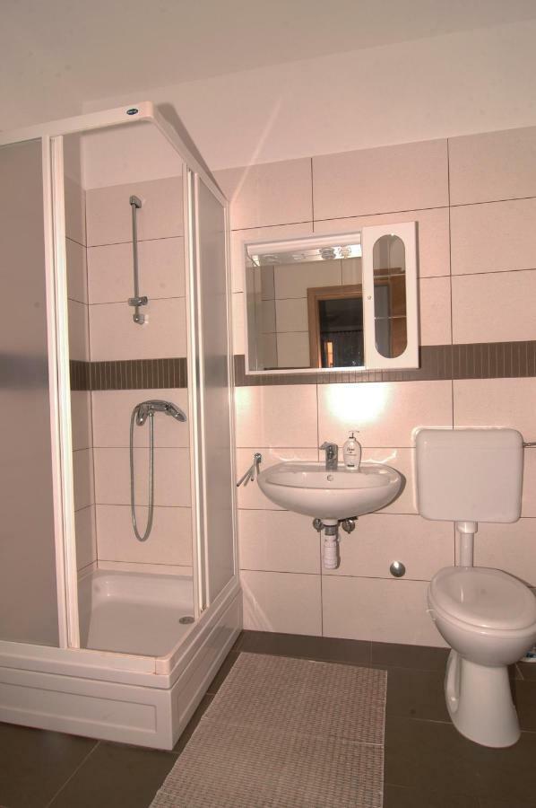 Apartment Urem Biograd Na Moru Εξωτερικό φωτογραφία